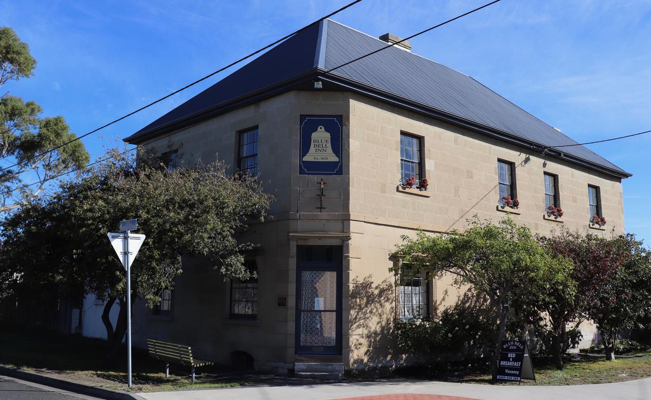 Blue Bell Inn Sorell Exterior foto